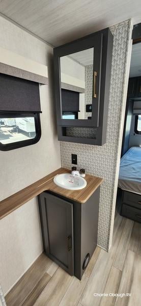 New 2025 Forest River IBEX Travel Trailers 25RLSS - photo - 27