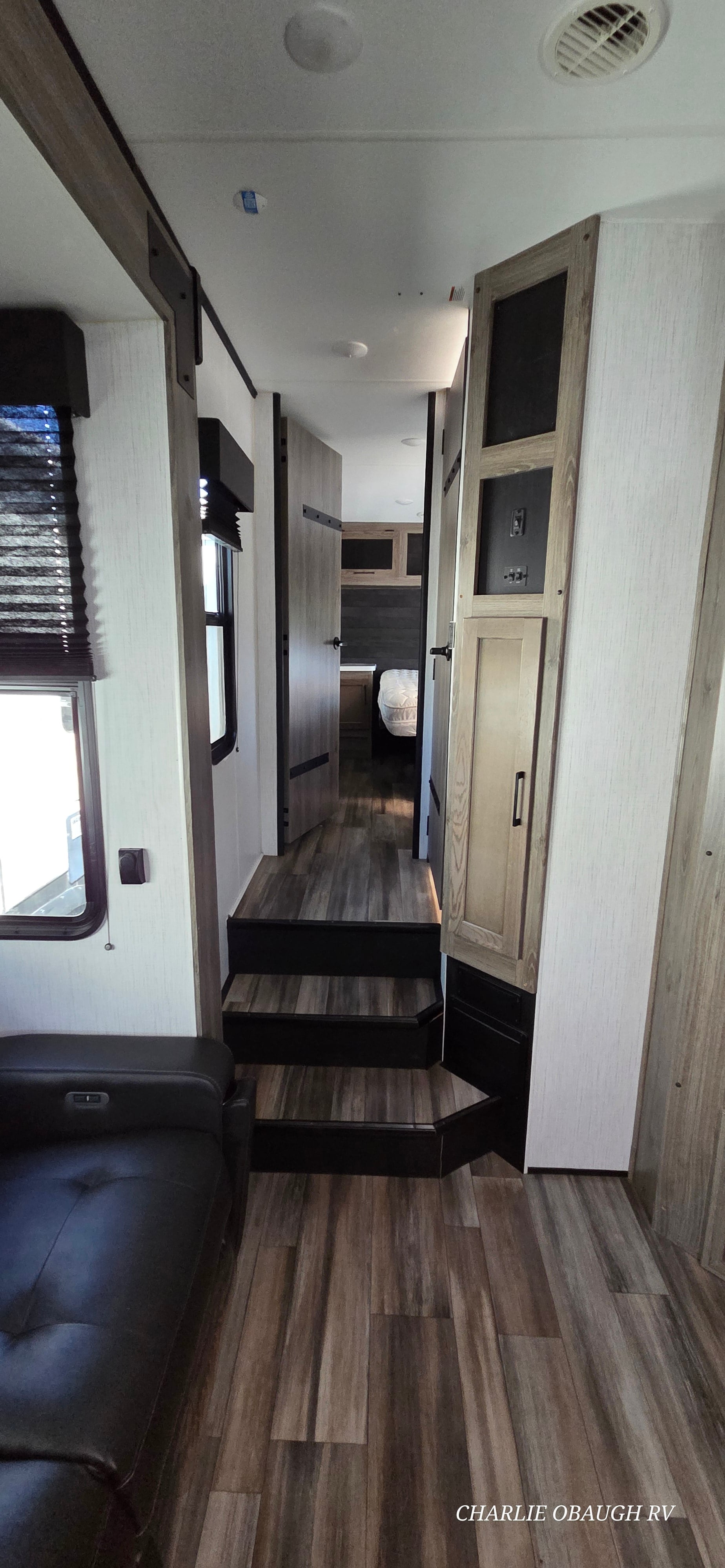 Pre-Owned 2022 Heartland Gravity 3640 - photo - 18