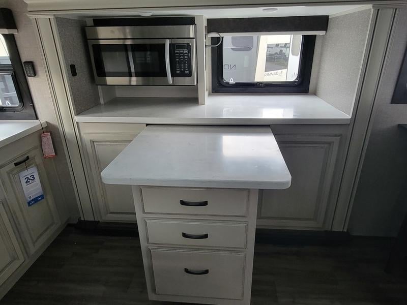 New 2023 Jayco "SALE PENDING" North Point 380RKGS - photo - 16