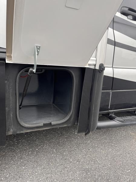 2023 Jayco Melbourne Prestige 24NP Photo in Staunton VA 24401