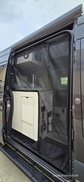 Pre-Owned 2022 Thor Motor Coach Tranquility® 19L - photo - 11