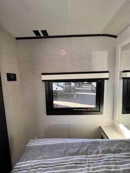 New 2024 Jayco Jay Feather 27BHB - photo - 29