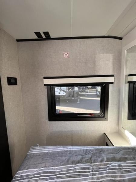 New 2024 Jayco Jay Feather 27BHB - photo - 29