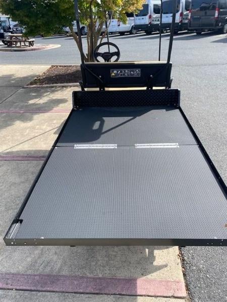 New 2024 Cushman® SHUTTLE 2 ELITE - photo - 9
