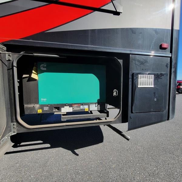 Pre-Owned 2020 Jayco Seneca 37HJ - photo - 9