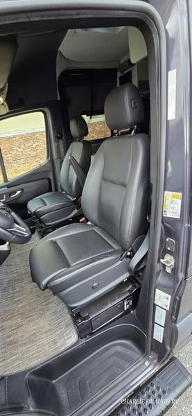 Pre-Owned 2022 Thor Motor Coach Tranquility® 19L - photo - 8