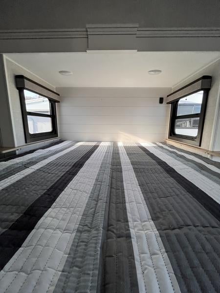 New 2024 Jayco 360DBOK - photo - 33
