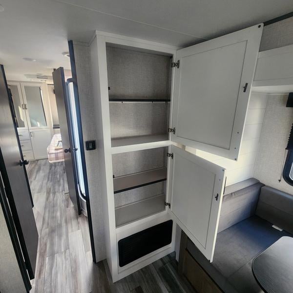 New 2025 Jayco Jay Flight SLX 380DQS - photo - 11