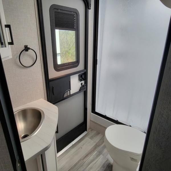 New 2024 Jayco Jay Feather 27BHB - photo - 22