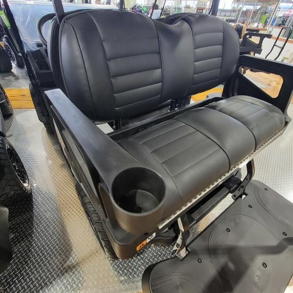 New 2024 E-Z-GO Express™ S4 ELiTE™ Lithium Platinum - photo - 9