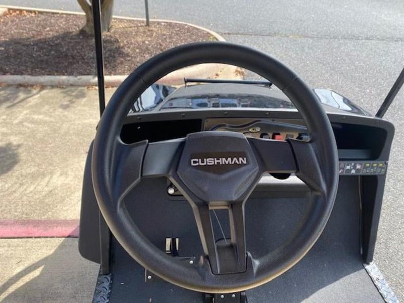 2024 Cushman® SHUTTLE 2 ELITE Photo in Staunton VA 24401