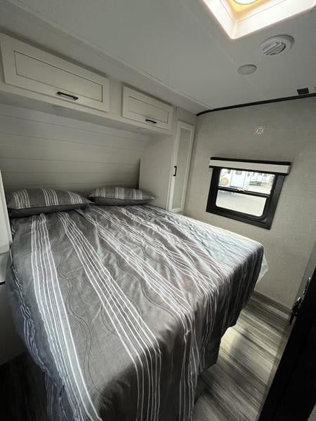 New 2024 Jayco Jay Feather 24BH - photo - 26