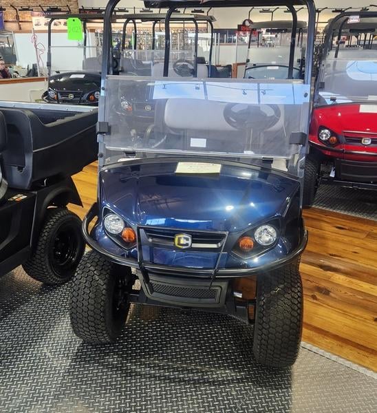 2024 Cushman® Hauler 1200 G-EFI Photo in Staunton VA 24401