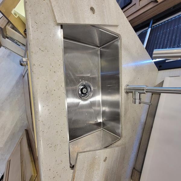 Pre-Owned 2020 Jayco Seneca 37HJ - photo - 26