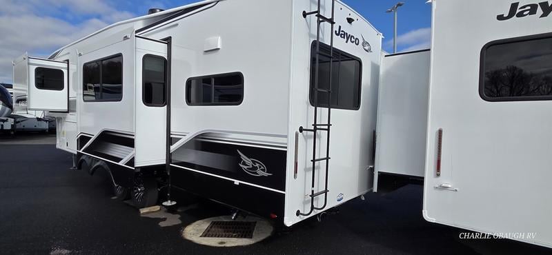 2026 Jayco Eagle Fifth Wheels 365UKTS Photo in Staunton VA 24401