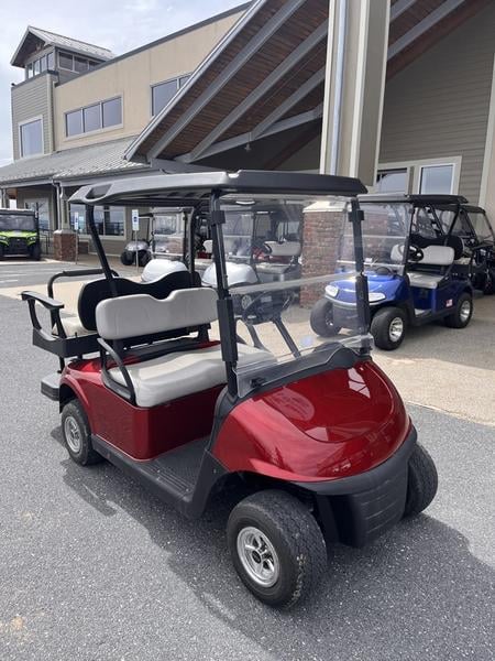 2019 E-Z-GO RXV® Electric Photo in Staunton VA 24401