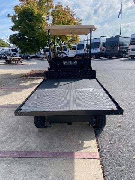 New 2024 Cushman® SHUTTLE 2 ELITE - photo - 8
