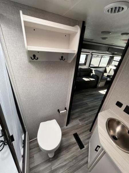 New 2024 Jayco Jay Feather 27BHB - photo - 20