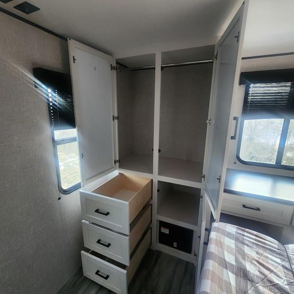 New 2025 Jayco Jay Flight SLX 380DQS - photo - 18