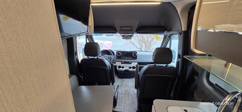 Pre-Owned 2022 Thor Motor Coach Tranquility® 19L - photo - 21