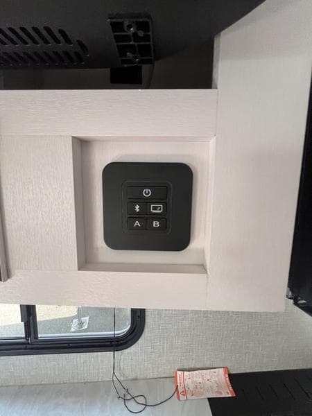 New 2025 Jayco EAGLE 31QCD - photo - 29