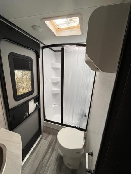 New 2024 Jayco Jay Feather 27BHB - photo - 19