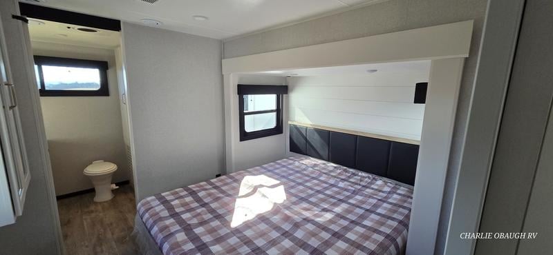 New 2026 Jayco Eagle HT Travel Trailers 265FKDS - photo - 21