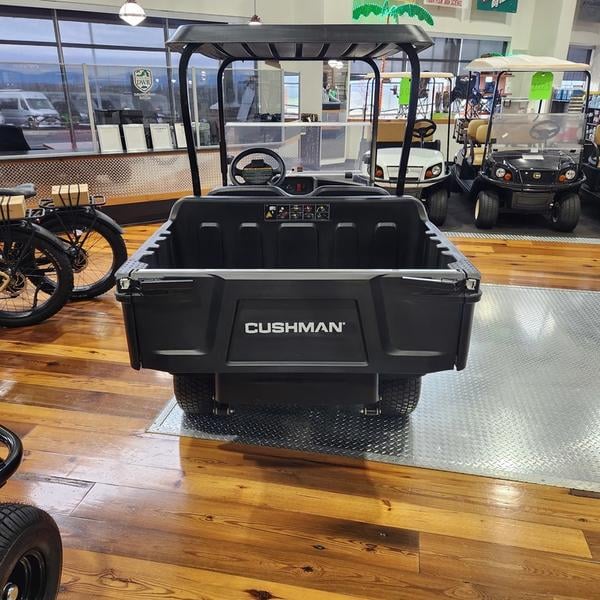 2024 Cushman® HAULER 800X Photo in Staunton VA 24401
