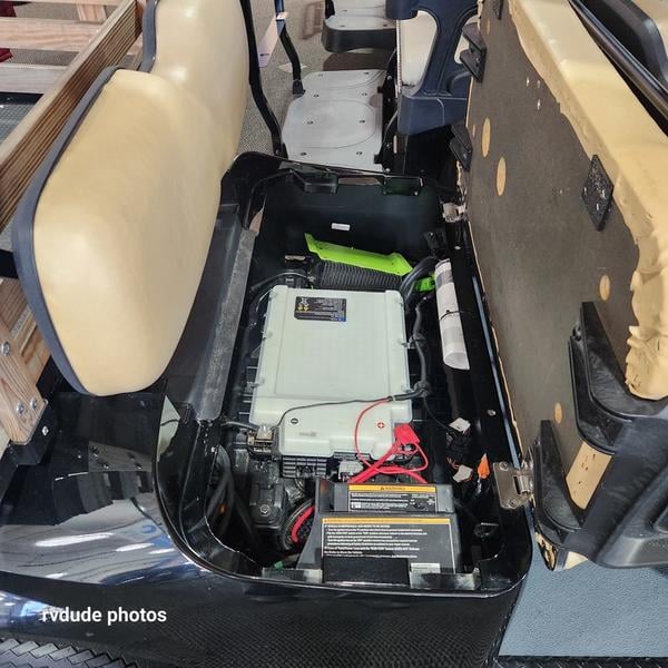 New 2023 Cushman® Shuttle™ 4 ELiTE Lithium Electric - photo - 7