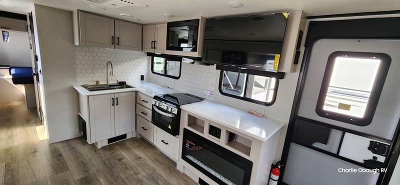 New 2026 Jayco Jay Feather 26RL - photo - 9