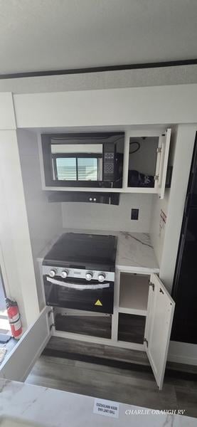 New 2026 Jayco Jay Flight SLX 333BTS - photo - 13