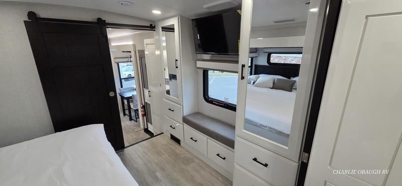 New 2026 Jayco Pinnacle 39FLOK - photo - 27