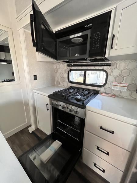 New 2024 Jayco 360DBOK - photo - 21