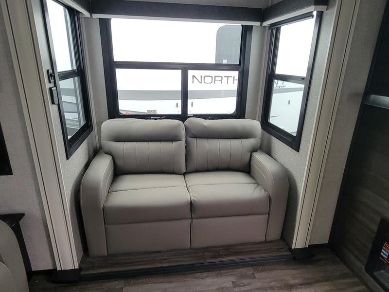 New 2023 Jayco "SALE PENDING" North Point 380RKGS - photo - 11