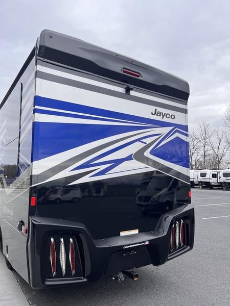 2023 Jayco Melbourne Prestige 24NP Photo in Staunton VA 24401