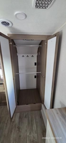 New 2026 Jayco Eagle Fifth Wheels 365UKTS - photo - 27