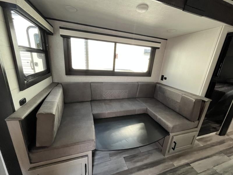 New 2024 Jayco Jay Feather 24BH - photo - 22