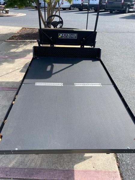 New 2024 Cushman® SHUTTLE 2 ELITE - photo - 11