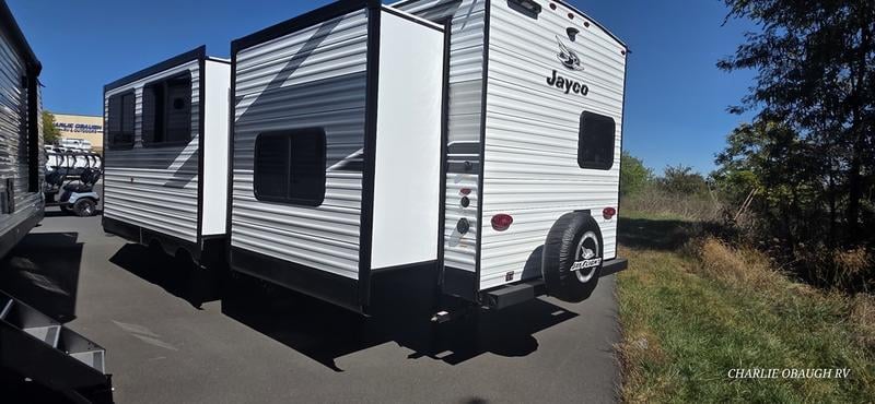 2026 Jayco Jay Flight SLX 333BTS Photo in Staunton VA 24401