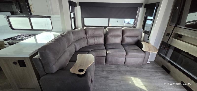 New 2026 Jayco Eagle Fifth Wheels 365UKTS - photo - 13