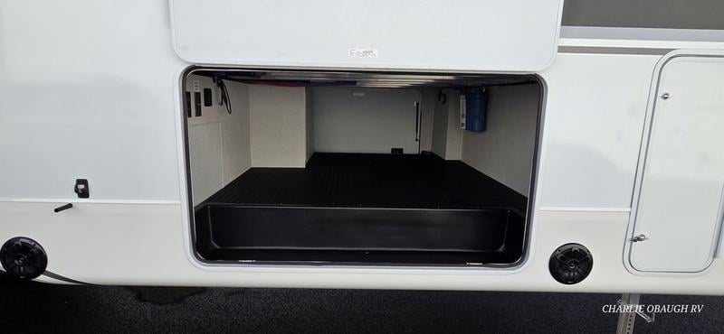 New 2026 Jayco Eagle Fifth Wheels 365UKTS - photo - 8