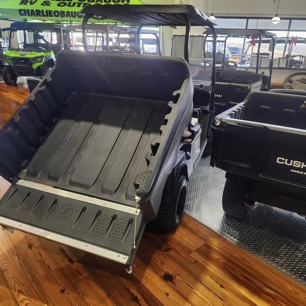 New 2024 Cushman® Hauler 1200 G-EFI - photo - 7