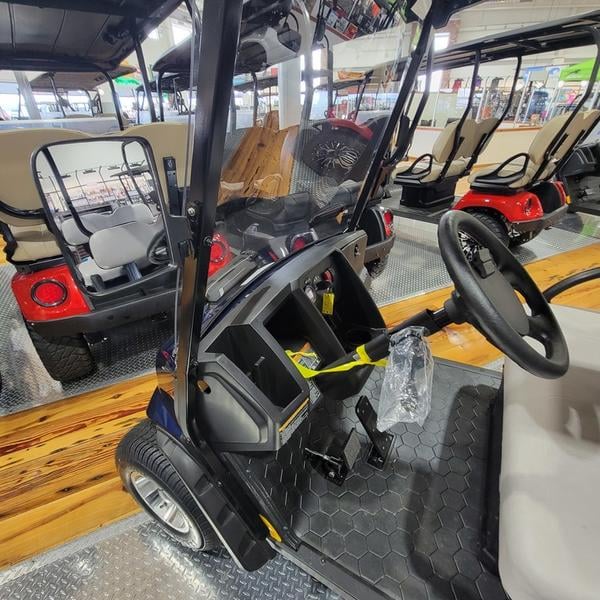 New 2024 Cushman® Tour LSV ELiTE Lithium Electric - photo - 15