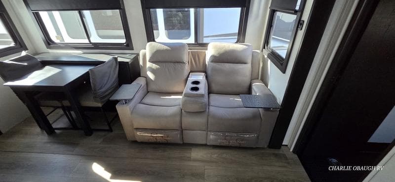 New 2026 Jayco Seismic 395 - photo - 12