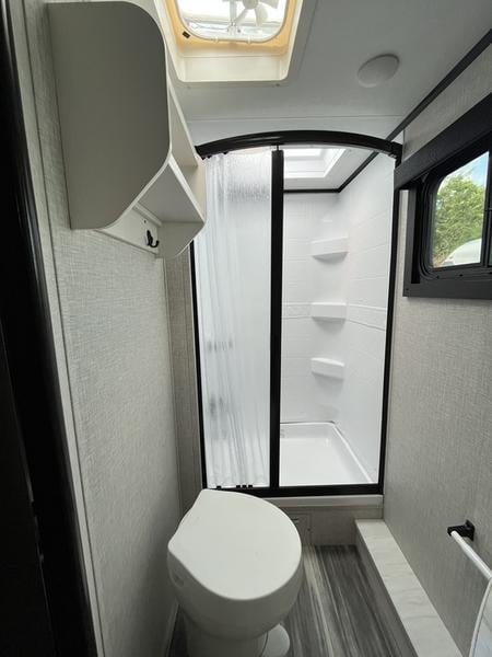New 2024 Jayco Jay Feather 24BH - photo - 29