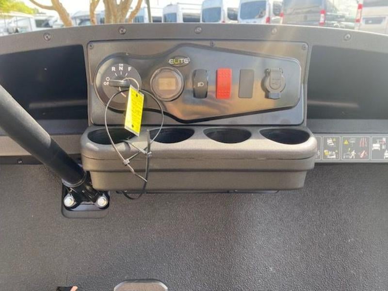 New 2024 Cushman® SHUTTLE 2 ELITE - photo - 5