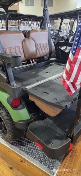 New 2026 E-Z-GO RXV 4 Summit XT ELiTE Lithium Olive Matte Green - photo - 12
