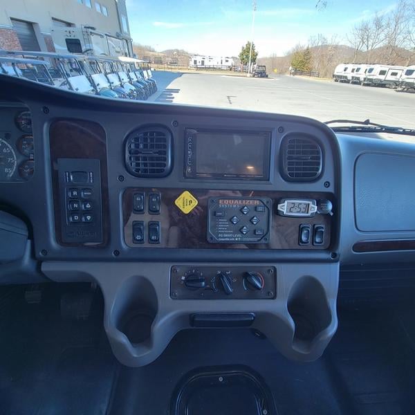 Pre-Owned 2020 Jayco Seneca 37HJ - photo - 15