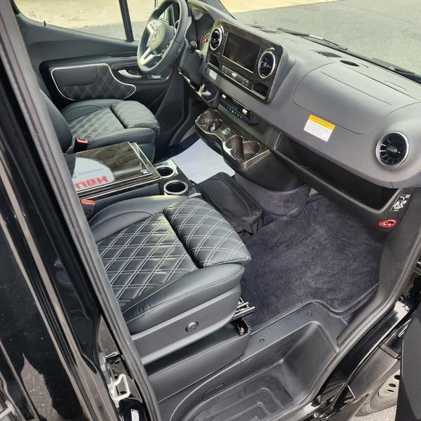 New 2025 Midwest Automotive Designs 15 PASSENGER - photo - 6