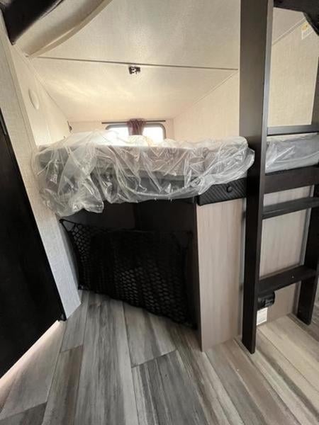 New 2024 Jayco Jay Feather 27BHB - photo - 25